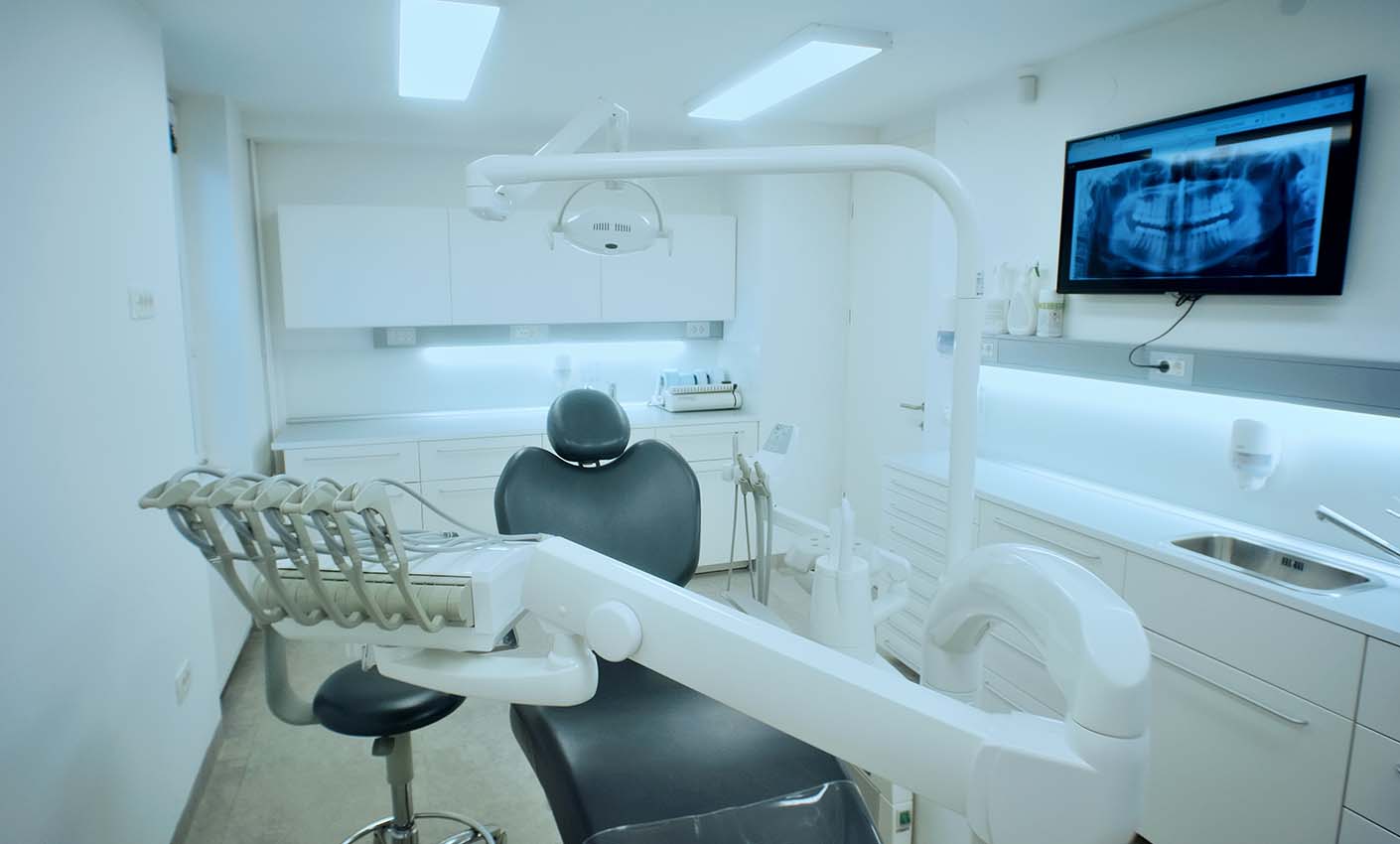 Dental chair